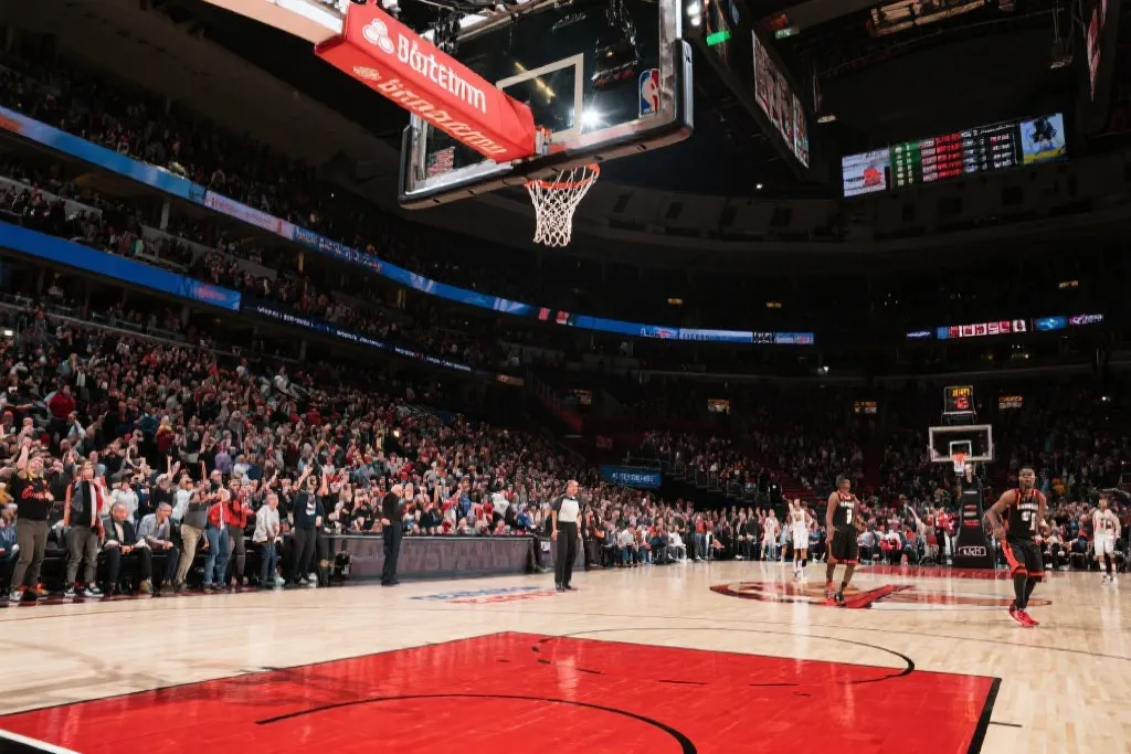 NBA西決：狼與獨行俠的『愛恨糾纏』，比連續劇還精彩！